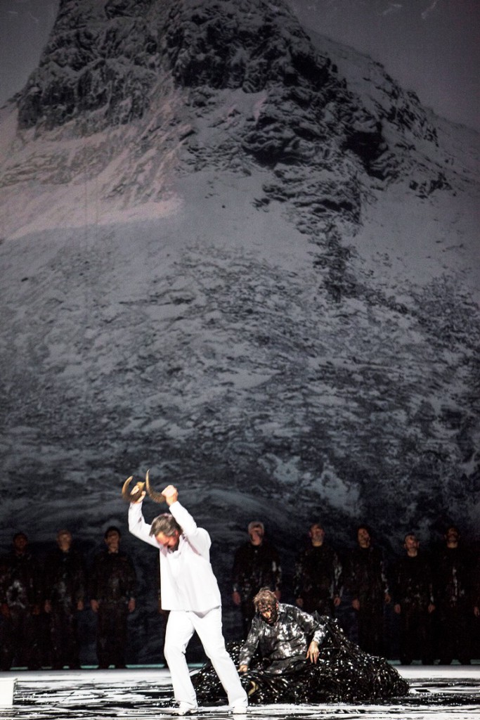 Opéra National de Paris 2015/16               MOSES UND ARON Direction musicale: Philippe Jordan Mise en scène/Décors/Costumes/Lumières: Romeo Castellucci Chorégraphie: Cindy van Acker Collaboration artistique: Silvia Costa Photo shows: J.S. Bou, Sir W.White, B.Hannigan, T.Lehitpuu, R.Shaham, A.Wolf, J.L. Ballestra, J.Mathevet, R.T.Guerrero